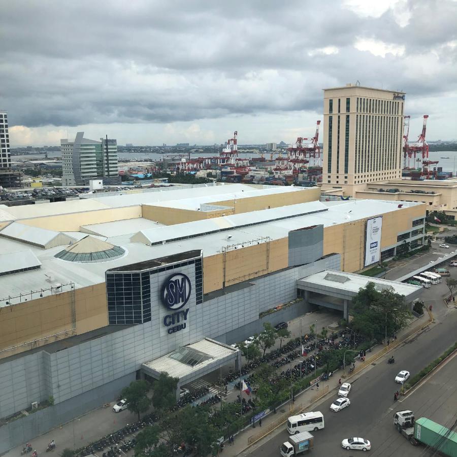 Sunvida Tower Residences Infront Of Sm City Cebú Exterior foto